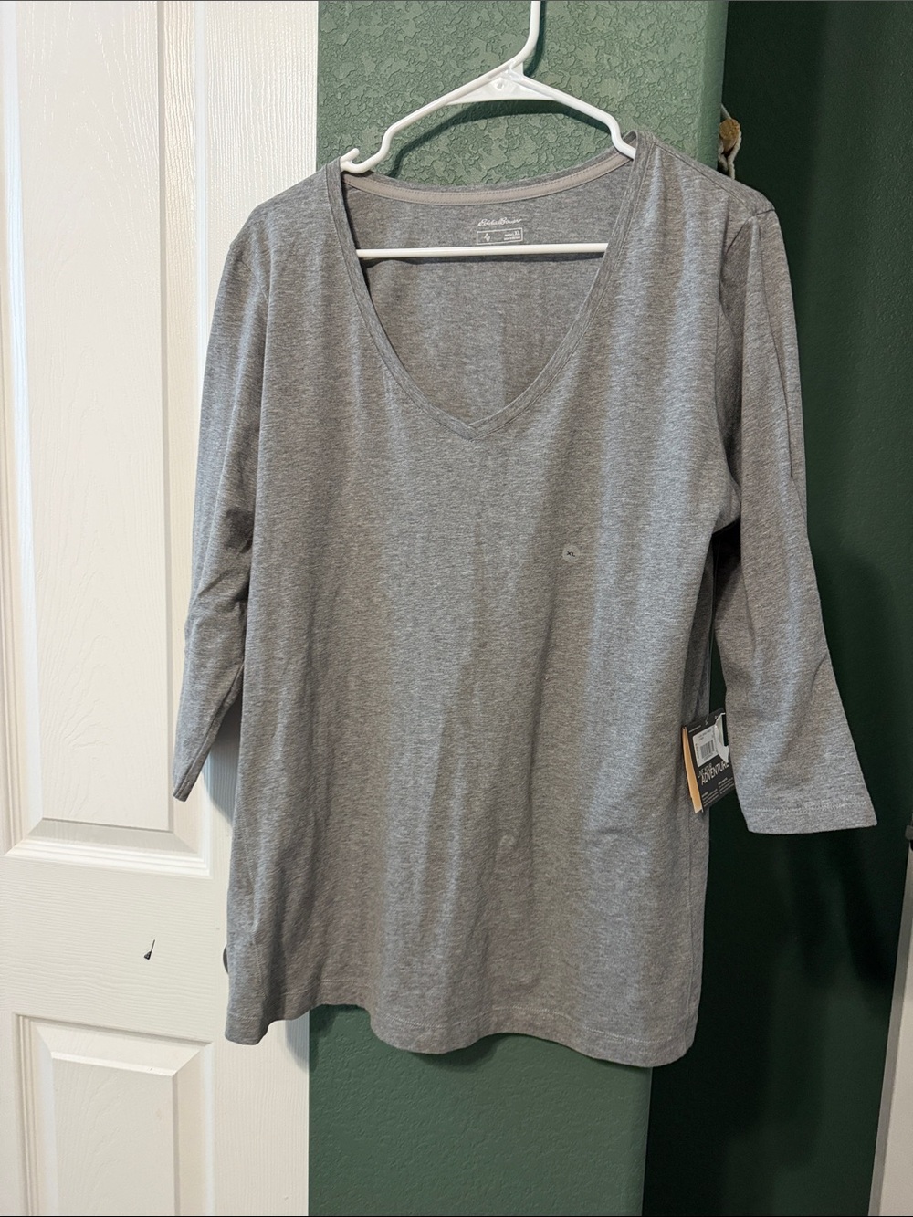 Eddie Bauer Gray V-Neck Long Sleeve Tee